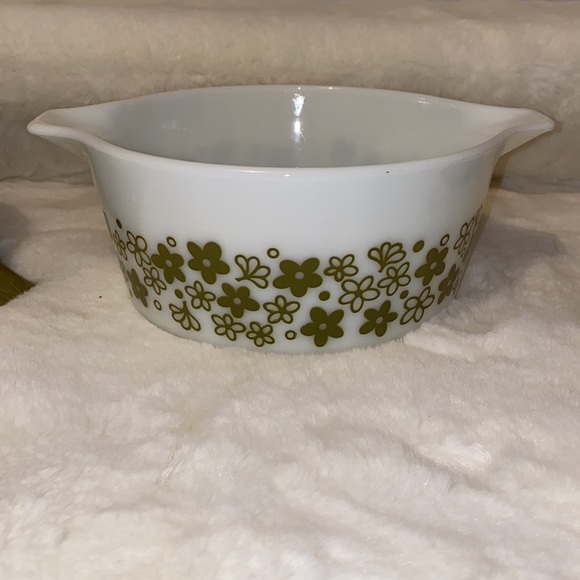 - Vintage Pyrex Spring Blossom Crazy Daisy Green White Floral Bowls - Picture 5 of 16